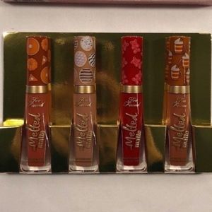 Too Faced Makeup - Too Faced The Sweet Smell of Christmas Lip Set Too Faced Makeup - Too Faced The Sweet Smell of Christmas Lip Set